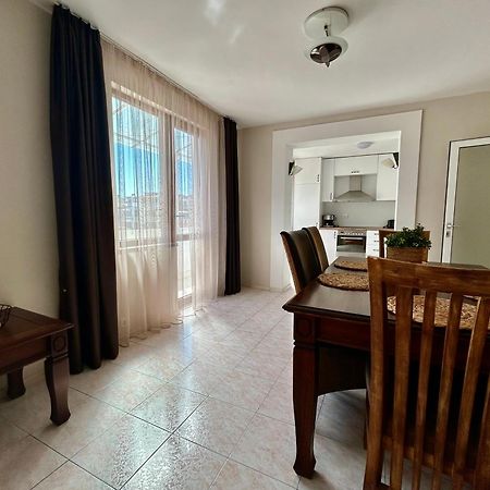 Fenix 2 Bedroom Apartment Varna Center Ngoại thất bức ảnh