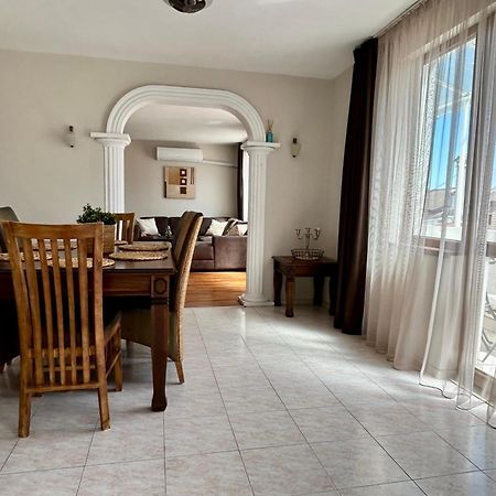 Fenix 2 Bedroom Apartment Varna Center Ngoại thất bức ảnh