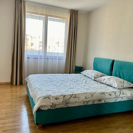 Fenix 2 Bedroom Apartment Varna Center Ngoại thất bức ảnh