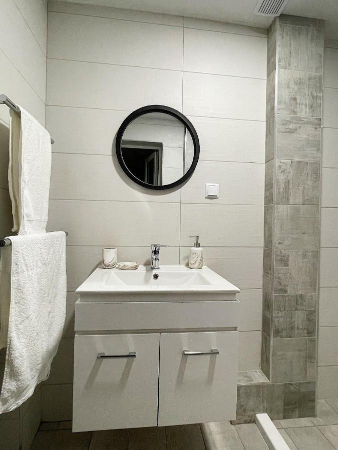 Fenix 2 Bedroom Apartment Varna Center Ngoại thất bức ảnh
