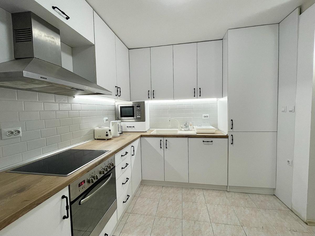 Fenix 2 Bedroom Apartment Varna Center Ngoại thất bức ảnh