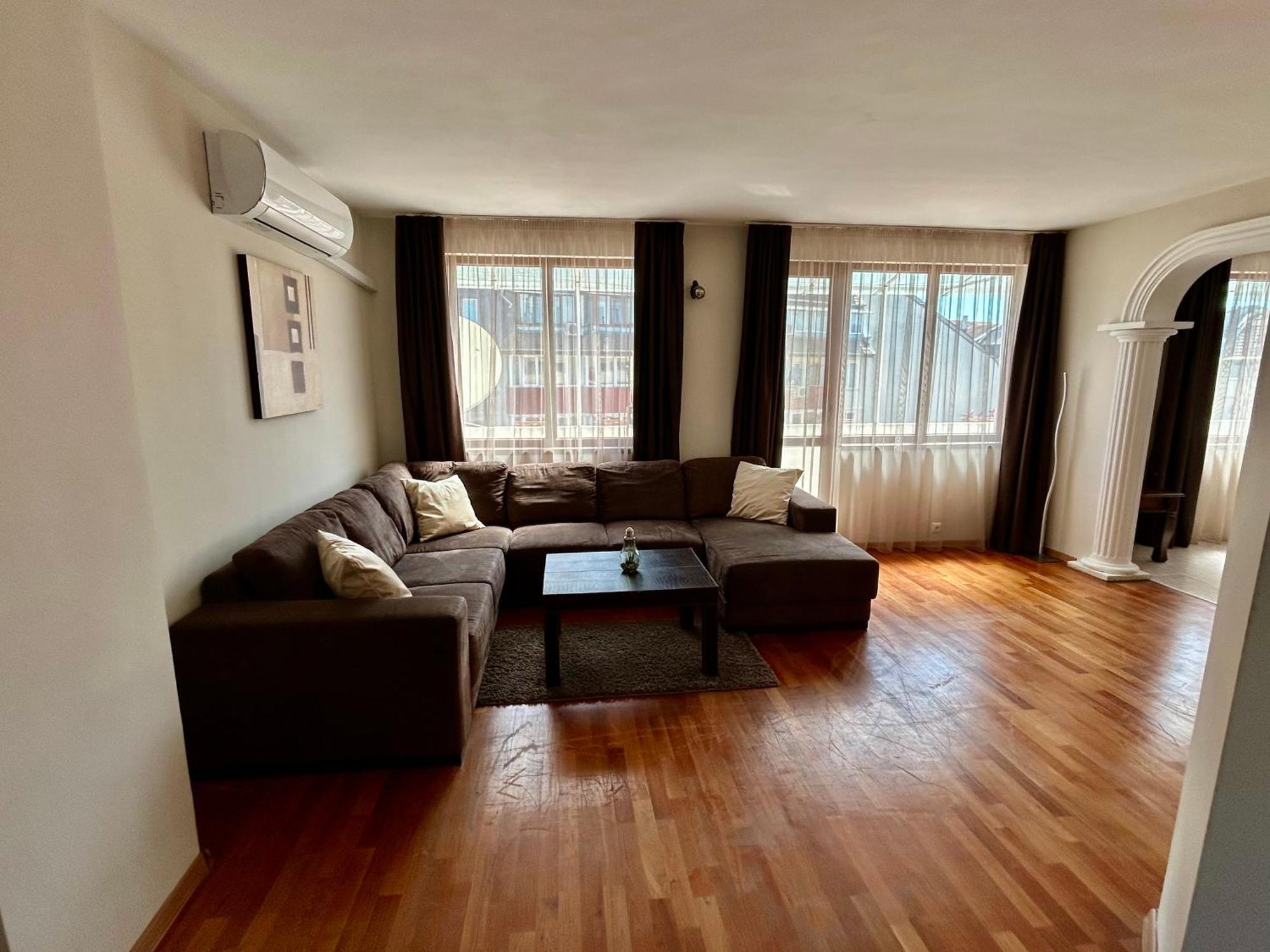 Fenix 2 Bedroom Apartment Varna Center Ngoại thất bức ảnh