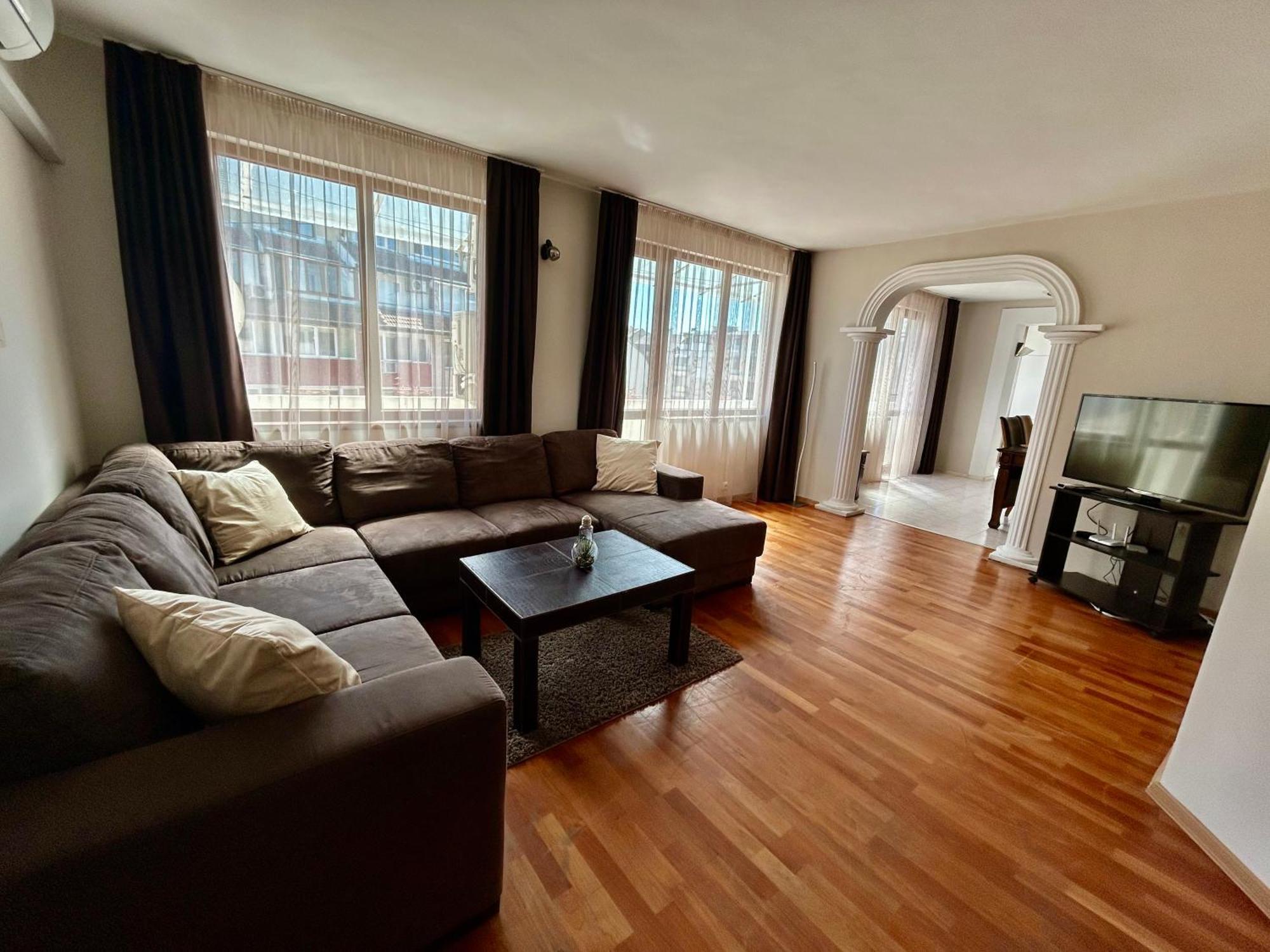 Fenix 2 Bedroom Apartment Varna Center Ngoại thất bức ảnh